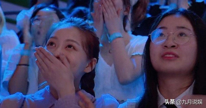 小彩旗吻戏完整版第几期,演员请就位2小彩旗吻戏