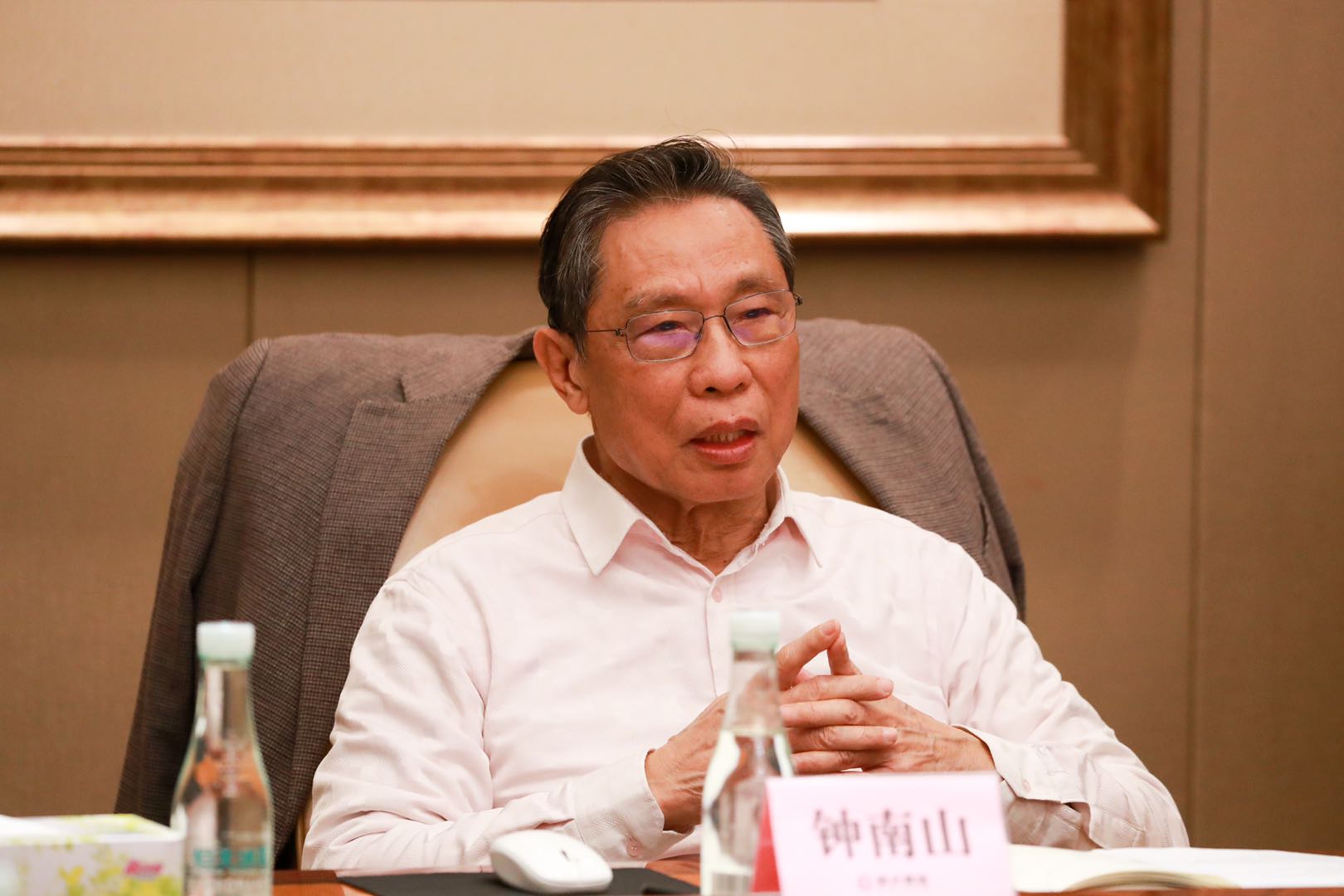 冠军之师，冠军之举：恒大牵手钟南山、哈佛，投8亿研究新冠病毒