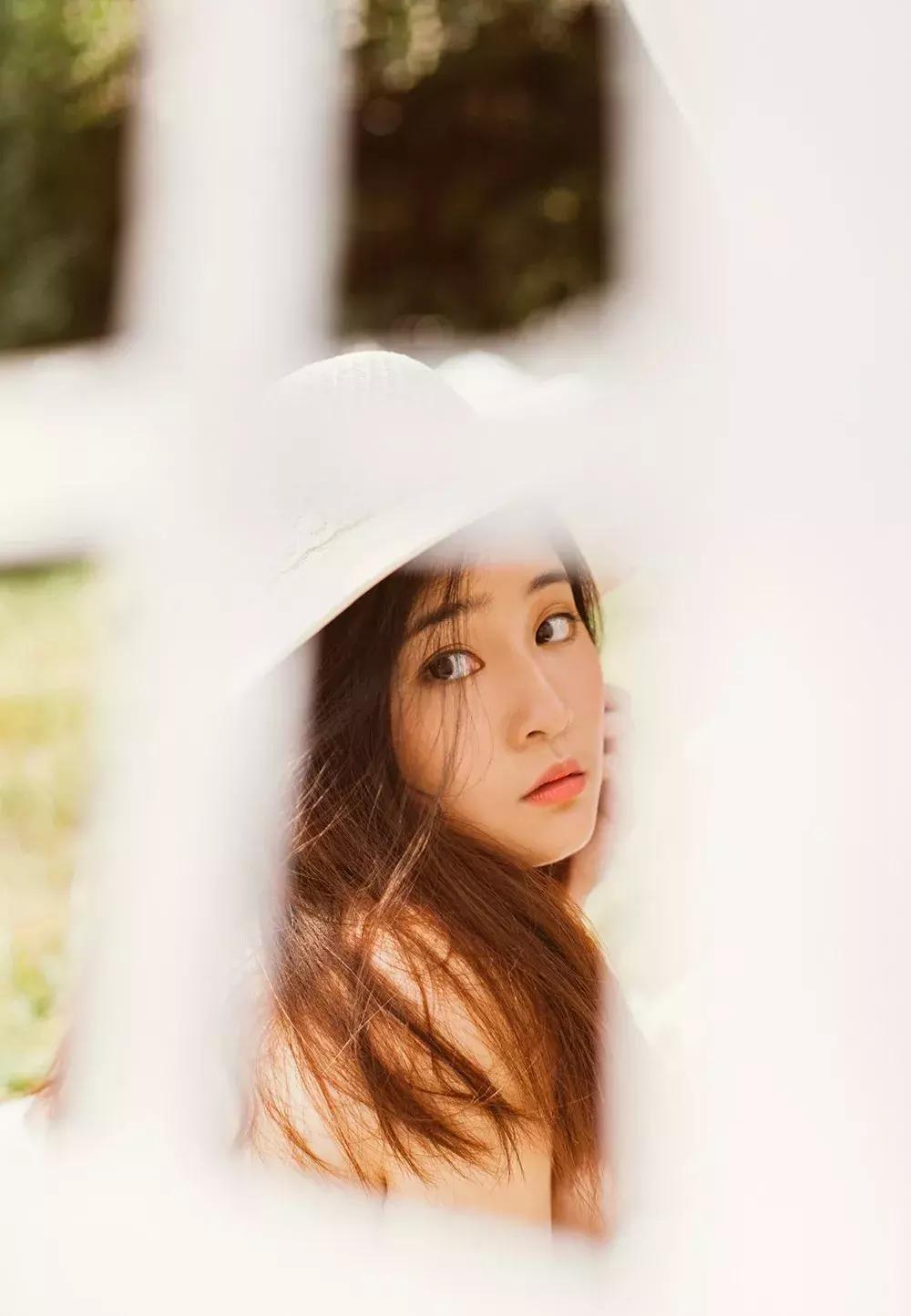 建筑人像构图技巧,单反人像构图拍照技巧