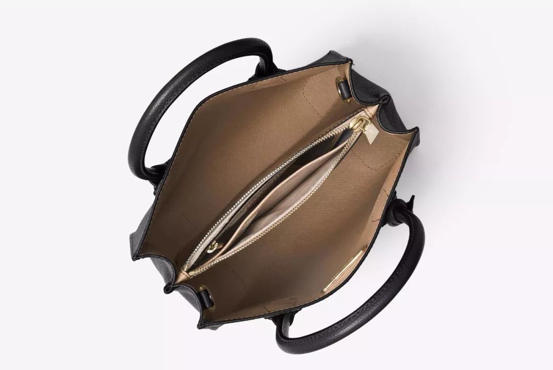 女生第一只轻奢包该买哪个牌子,第一只千元轻奢包怎么选