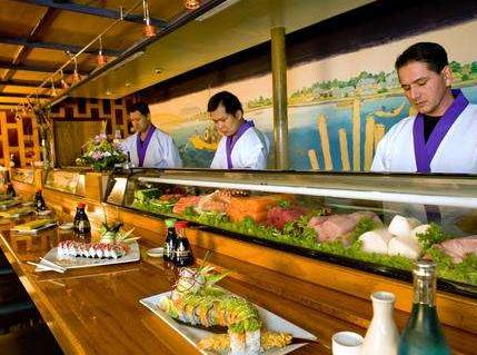 月入30万的餐饮生意,开一间寿司小店要多少钱