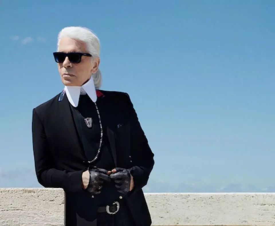 香奈儿老佛爷年轻视频,香奈儿老佛爷生前最后一款