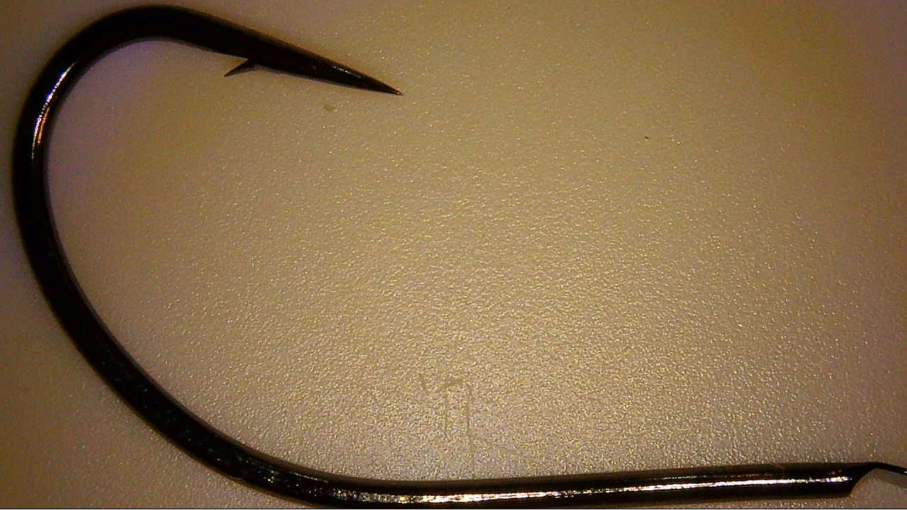 跑鱼是不是钩不够锋利,跑鱼较少的鱼钩