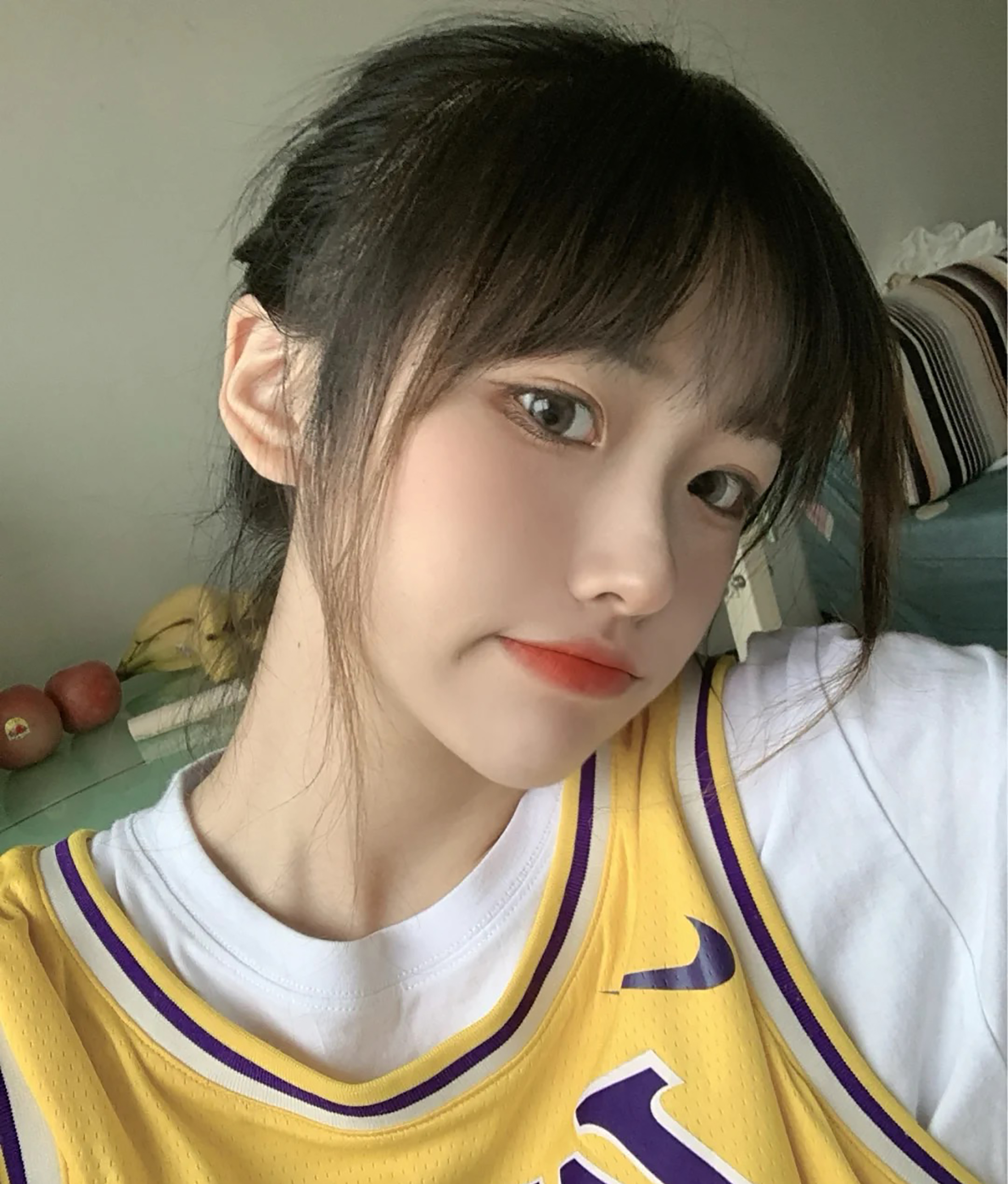 适合素颜涂的口红显白推荐,素颜涂什么颜色的口红自然又显白