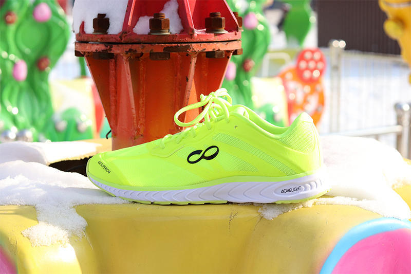 咕咚42k全掌碳板跑鞋怎么样,寒冬已至暖春还远吗