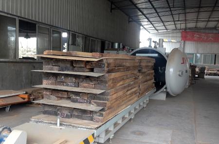 实木家具肯定开裂吗,实木家具开裂是白蜡木质量问题吗