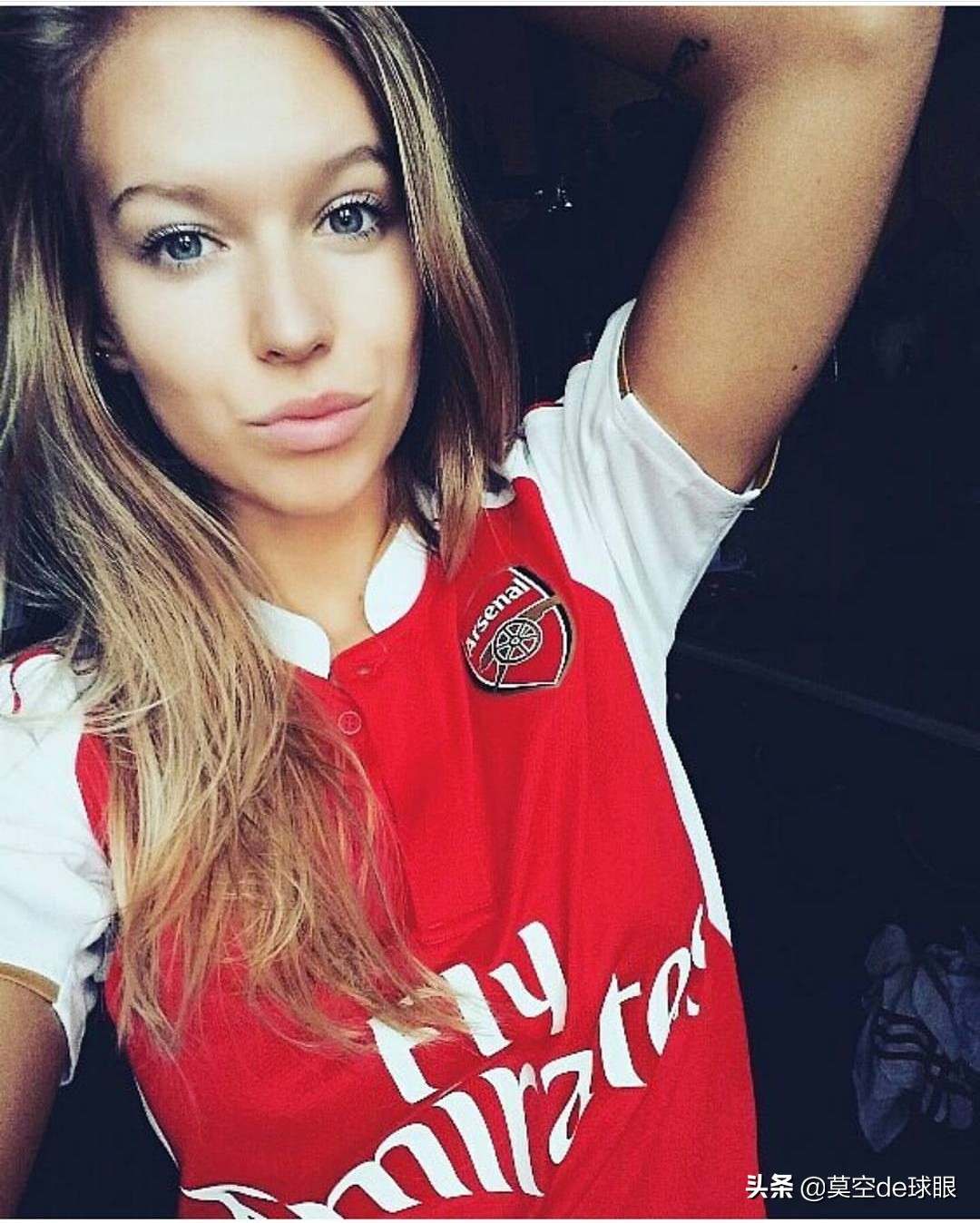 热爱足球的姐妹们最帅气,迟到的说一声,祝所有女球迷节日快乐!