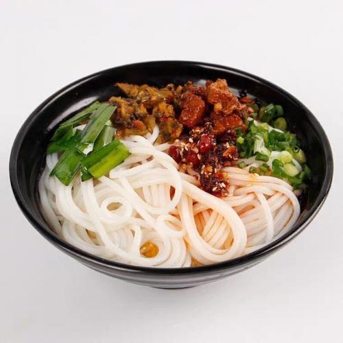 第一次吃云南蒙自过桥米线,云南蒙自过桥米线