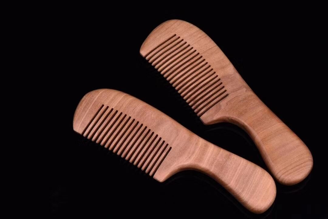 好看又方便携带的木梳,随身携带小木梳推荐