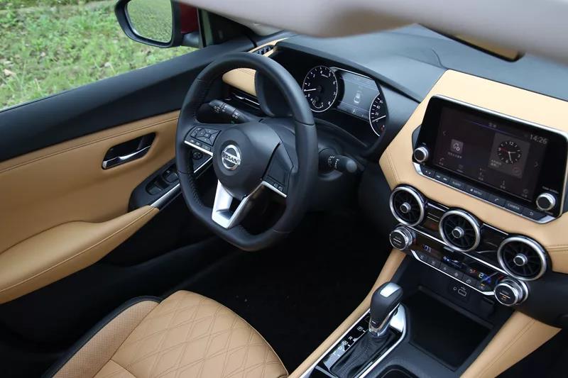 12款轩逸好还是轩逸经典好,12款轩逸和16款哪个好