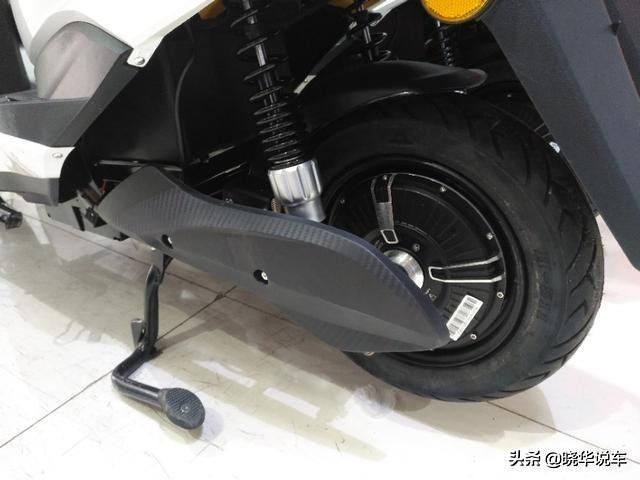 1200w碟刹电机,耐用性和口碑最好的赛道版电摩