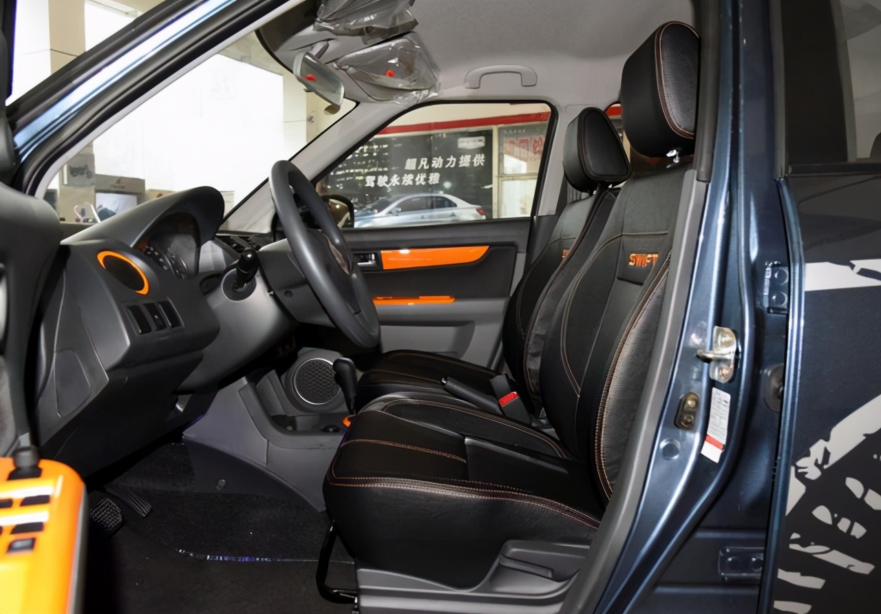 铃木雨燕自动挡小车,11年铃木雨燕1.3排量手动二手价格