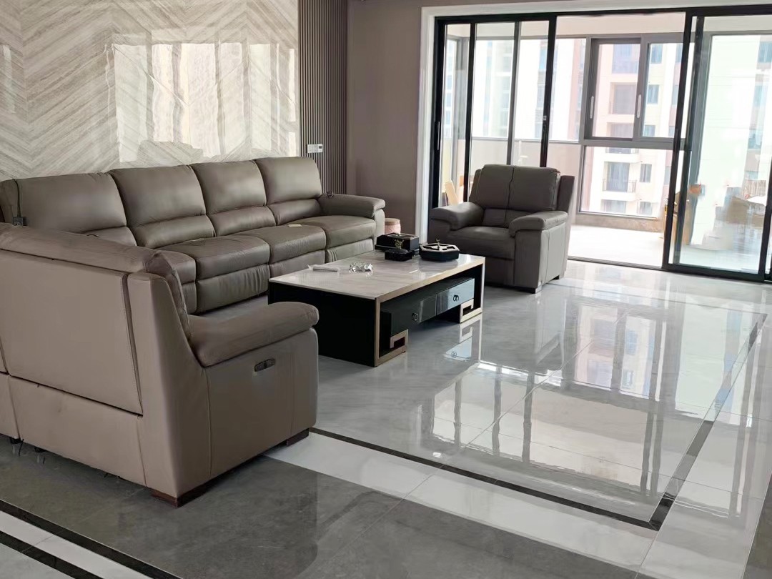 美缝剂粘在裤子和衣服上怎么办,美缝剂沾到衣服可以穿吗