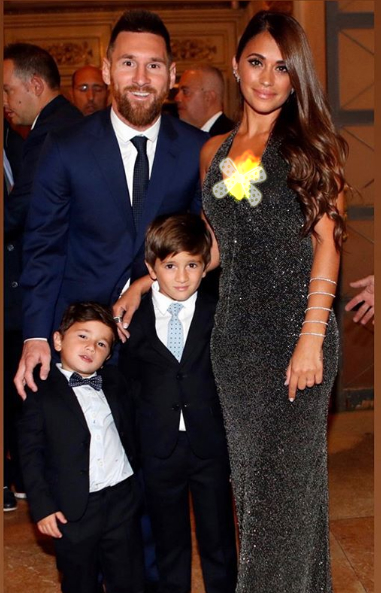 梅西娇妻壕过C罗女友？仅凭一双鞋就追上她，造型总价30万太奢侈