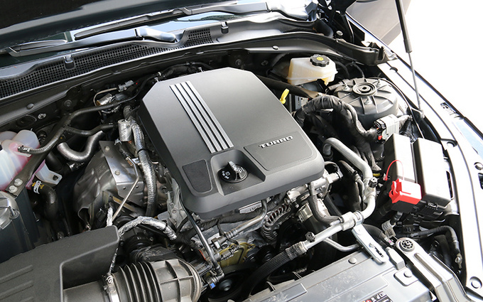 凯迪拉克CT4试驾评测,凯迪拉克ct4和ats空间对比