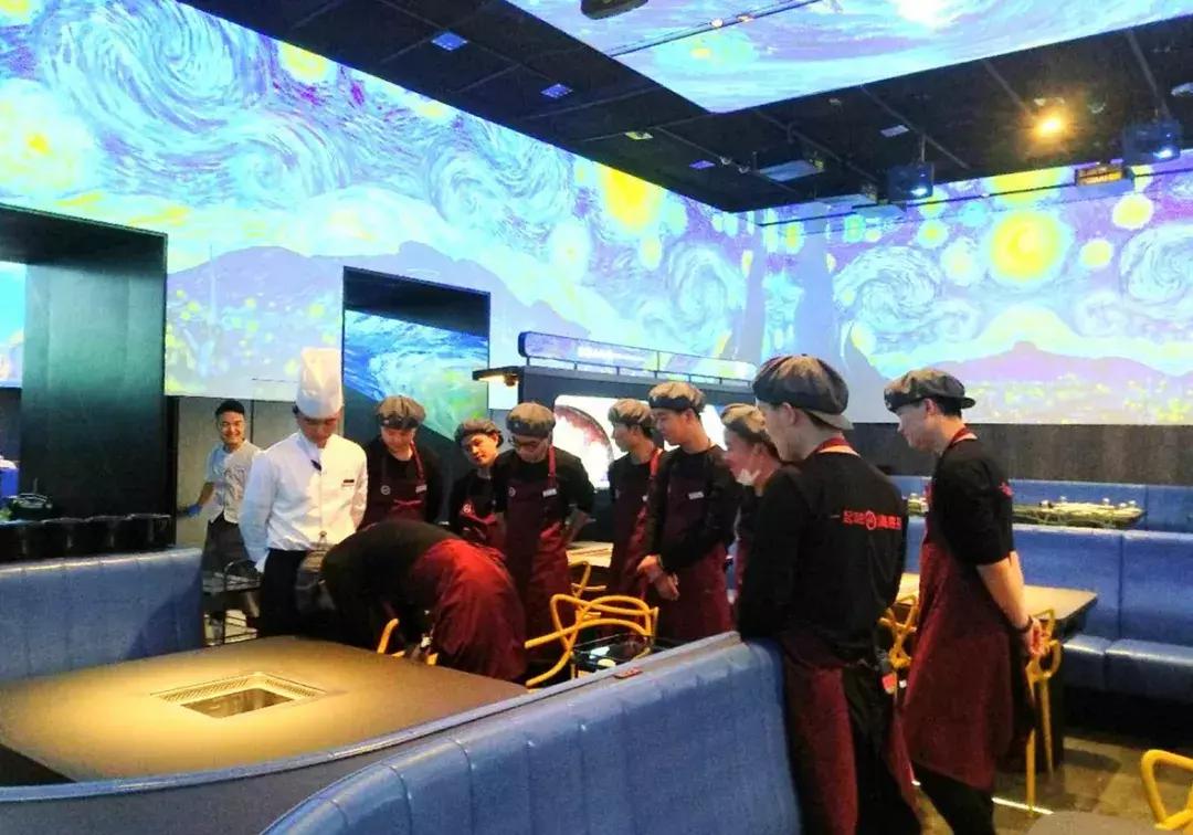 海底捞闭店期间员工有工资吗,海底捞的员工工资是怎么算的