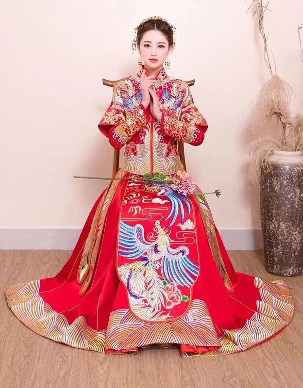 最适合穿中式嫁衣,新款秀禾服新娘礼服中式嫁衣