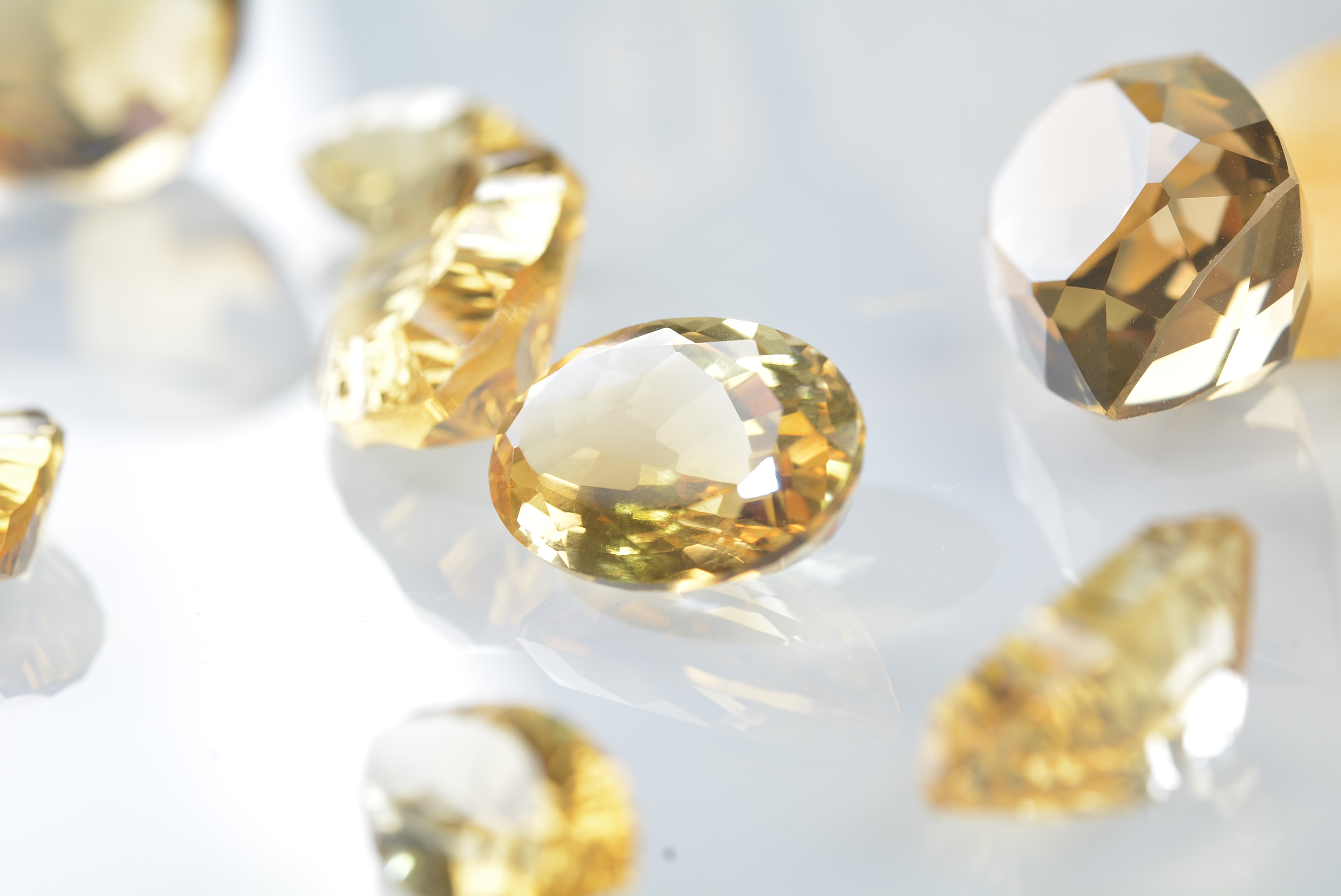 水晶磁场可以消磁吗,水晶为什么要消磁原理是什么