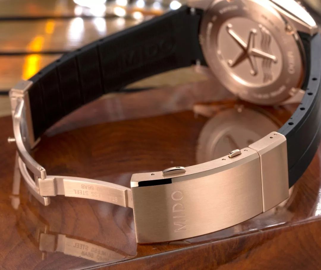 情侣表排行榜前十名万元以内,万元以内的表