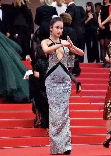 戛纳红毯是不是给钱就能去,走戛纳红毯要花钱买吗