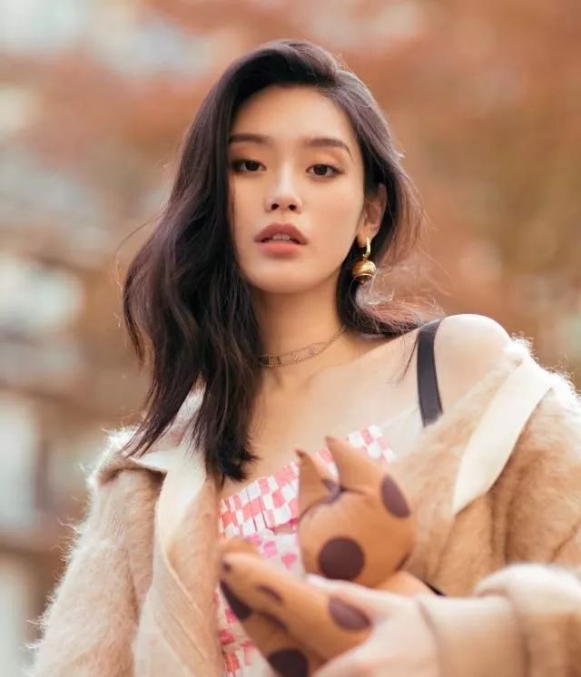 超模连生二胎,超模嫁到豪门生孩子