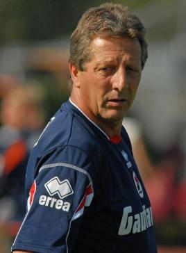 世界足球历史教练排行榜里皮,里皮带领中国国足各球员简历