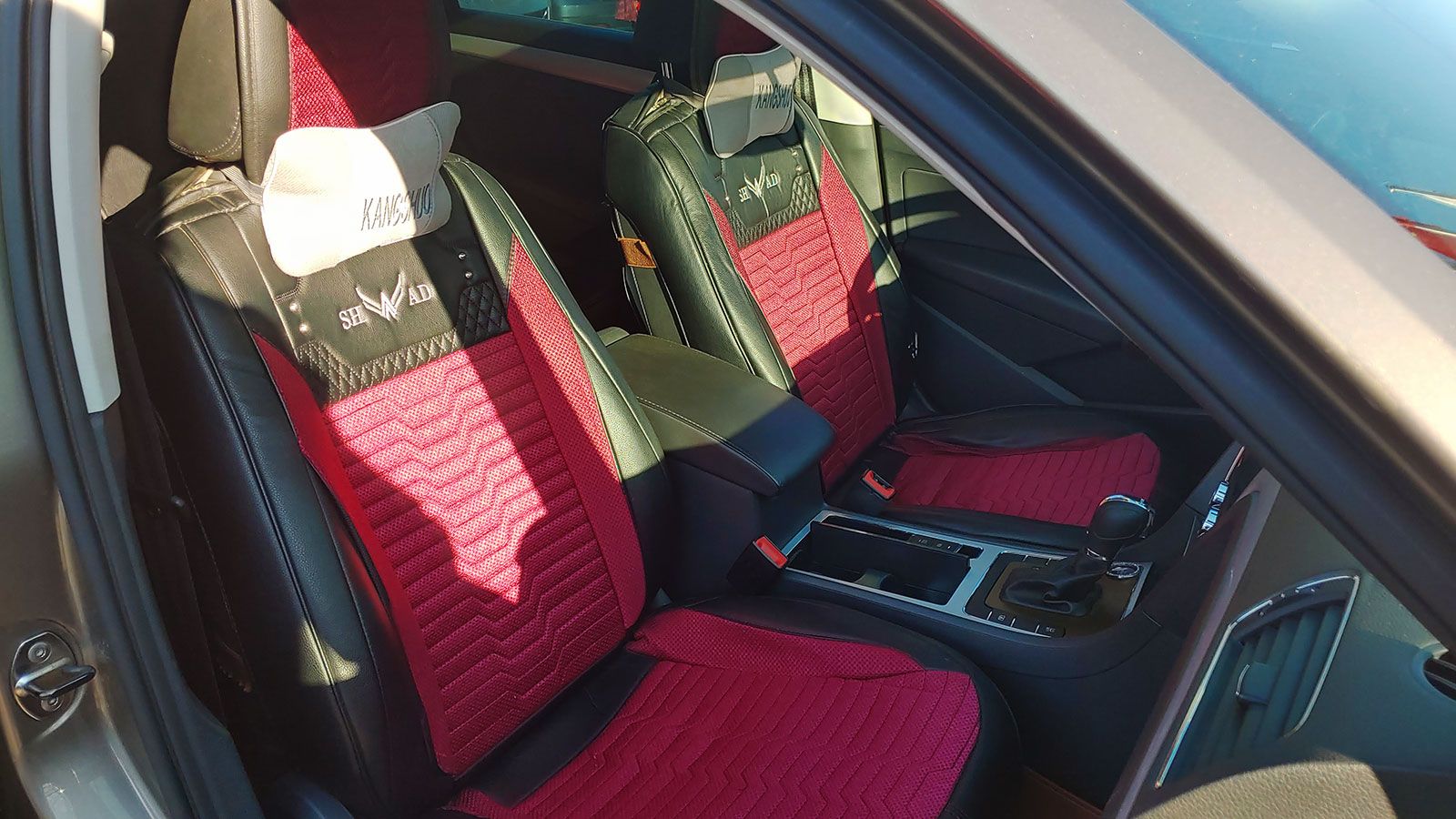 这辆*萨特帕**御尊版1.8T性价比不错：大半喷涂5年半价