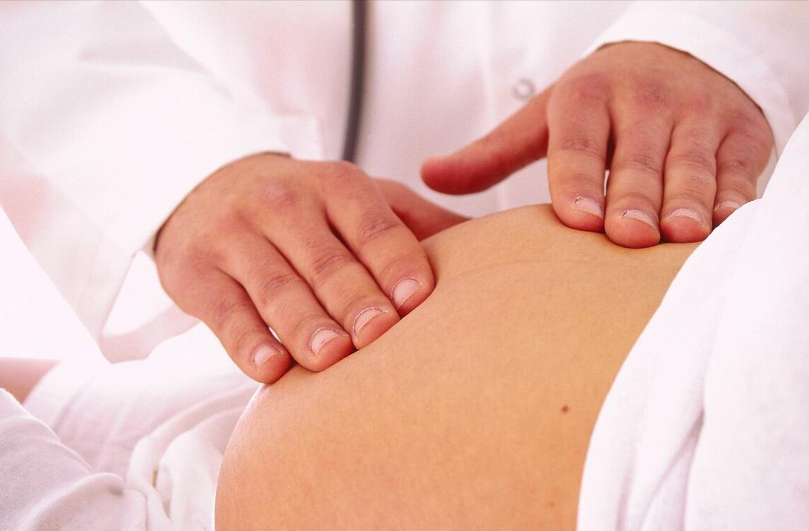 卵巢早衰不排卵要怎么治,卵巢早衰不治疗的后果严重吗