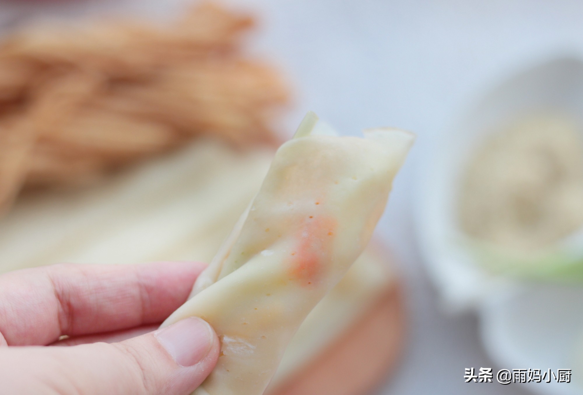 想吃煎饼不用买,在家自制5分钟烙10个,美味又下饭,全家都爱吃