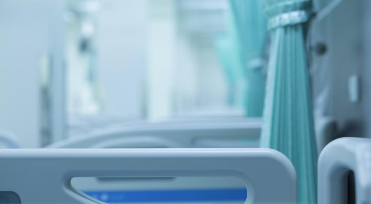 丧尽天良！疑似感染新冠，南非两岁女童独自在医院隔离时遭性侵