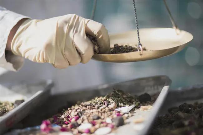 中西医治多囊卵巢综合征,多囊卵巢中西医结合怎么治疗