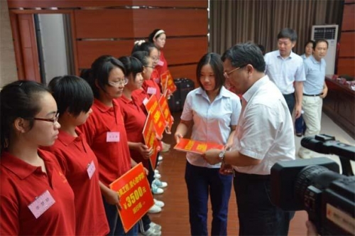 贫困学生的出路,贫穷大学生最省钱的方法