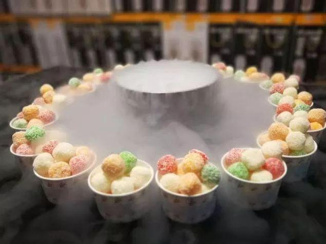 网红美食看到的和实际的坑人,网红最坑人零食