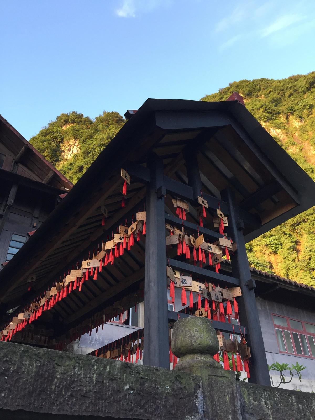 峨眉山登顶佛像,峨眉山登顶记完整版