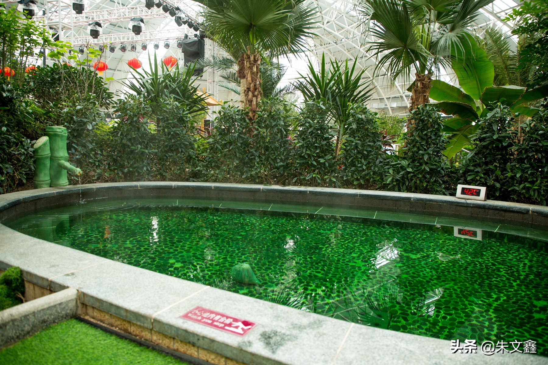 武威温泉度假村在啥地方,在冰天雪地里泡一场温泉