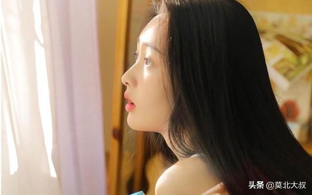 分手后第一次见面可以送花吗,分手后和女朋友第一次见面怎么办