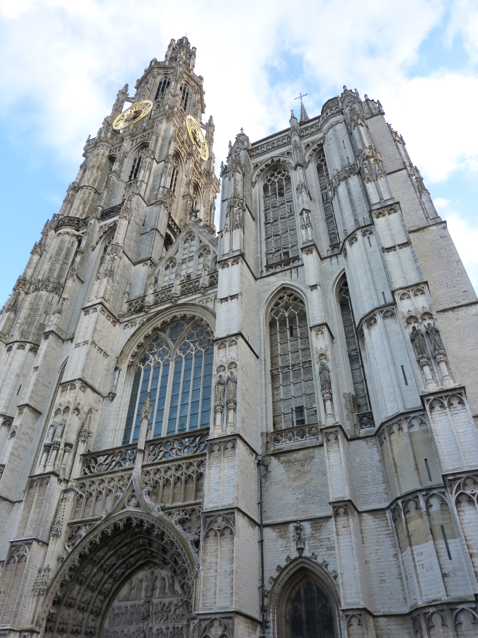 女人为欧洲这座城市疯狂，男人却避之不及，这座城市到底有什么？