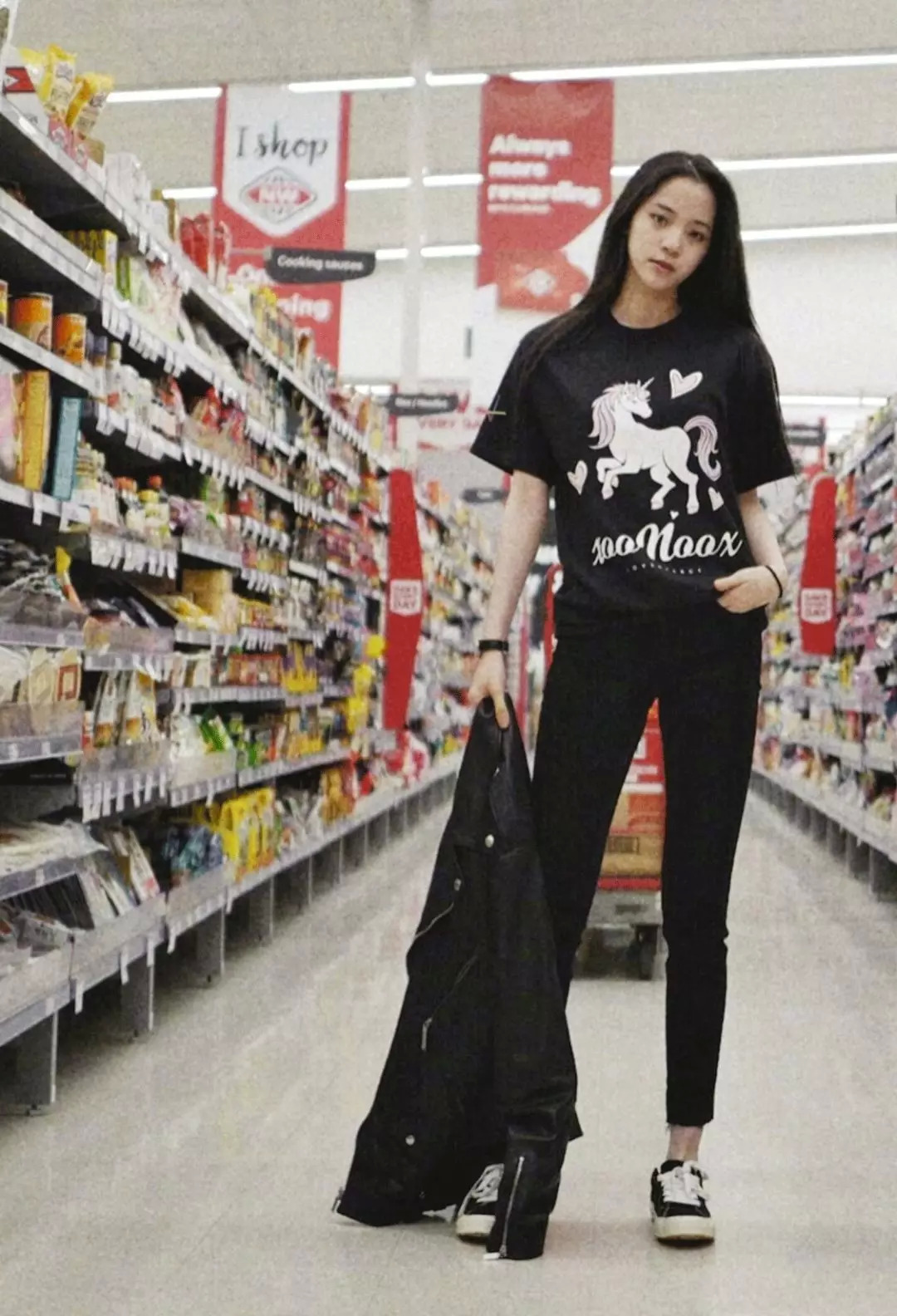 贫民窟女孩也可以get的明星同款,欧阳娜娜周雨彤同款外套