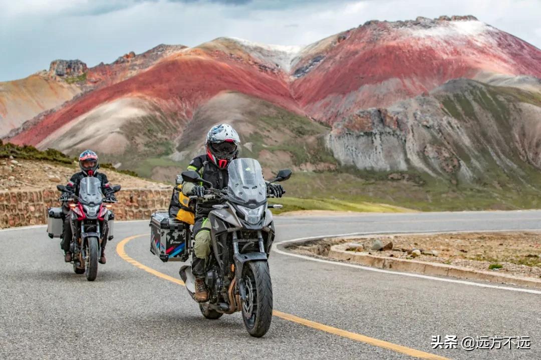摩旅西藏带着一只狗遇见流浪狗,摩旅西藏路上的藏族同胞