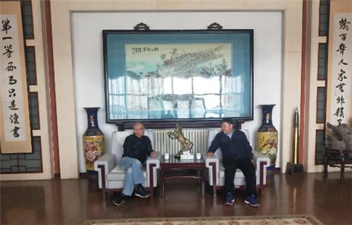 青岛一木与金隅天坛木业探讨嘿鸽网大家居工业互联网建设