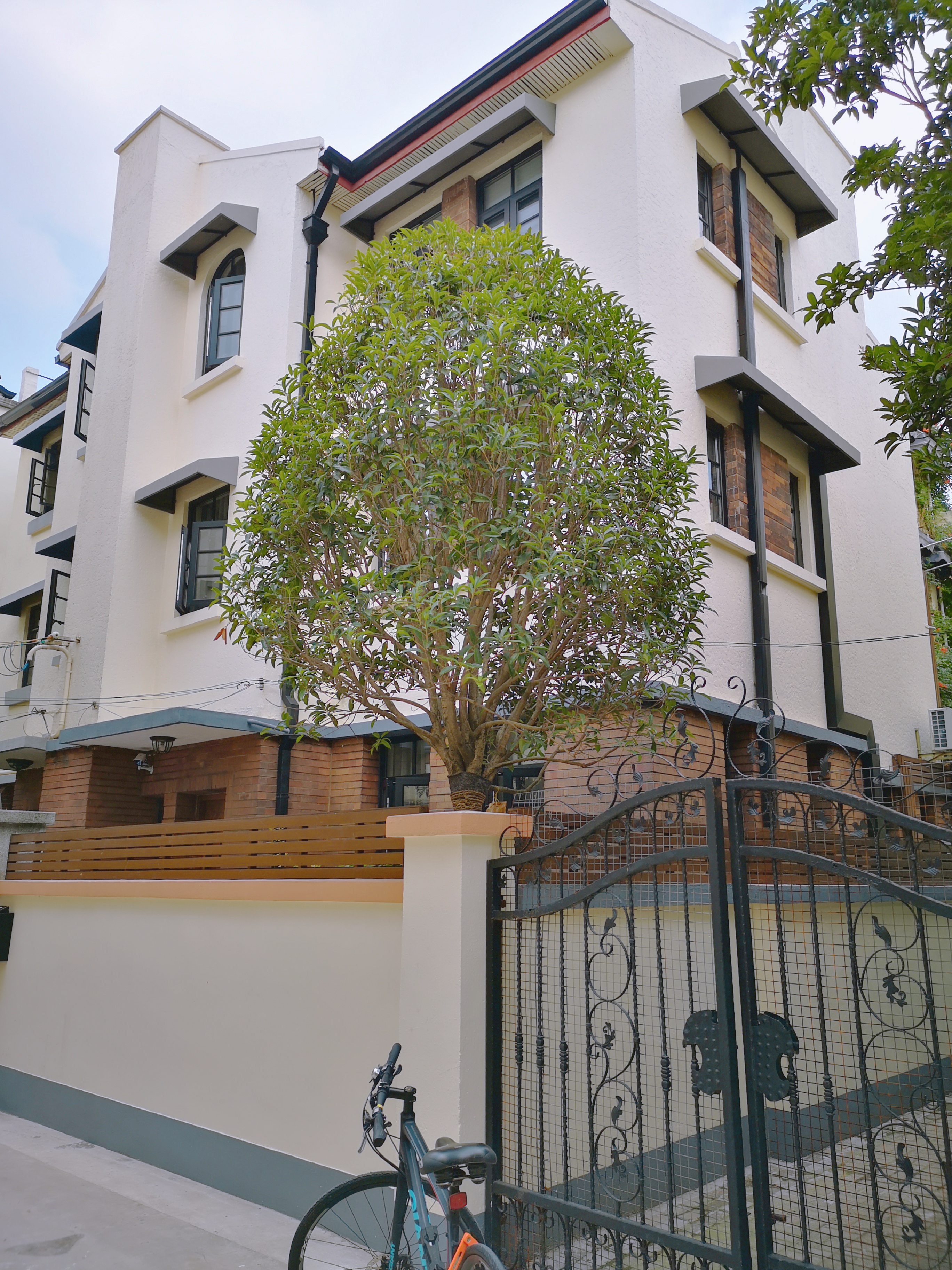 上海陆家嘴有哪些富人,上海陆家嘴低调富豪