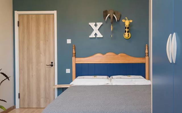 老公坚持装4米长电视柜，沙发墙“加厚”35公分完工都夸他机智