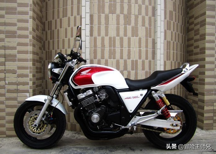 两万元左右四缸发动机的摩托车,4缸摩托车推荐价格