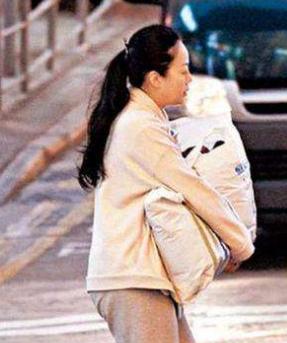 章小蕙最落魄的时候还是神采奕奕,章小蕙前两任怎么破产的