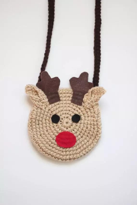 如何钩小包上的小装饰,钩个随身小包包好看