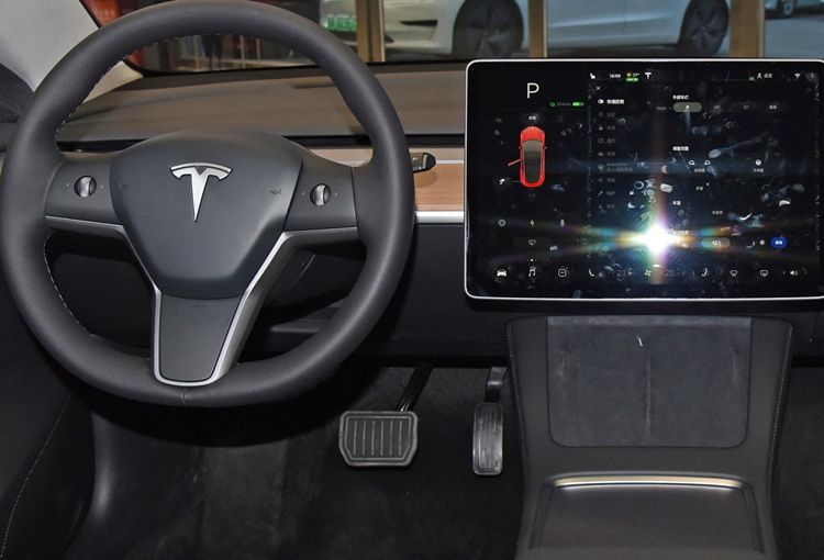 安阳特斯拉制动失灵,特斯拉汽车的刹车系统失灵概率