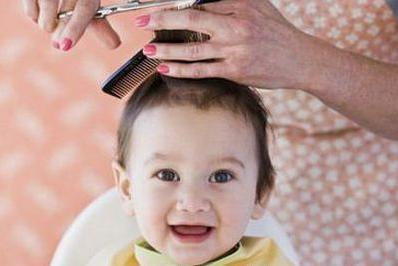 宝宝眼干症状的原因和治疗方法,小孩子眼睛干怎么补水