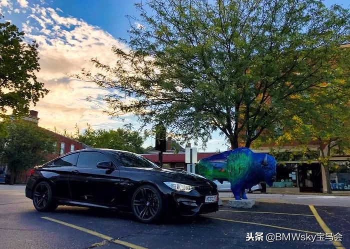 哪一台宝马适合改装m4,买bmw送什么礼品