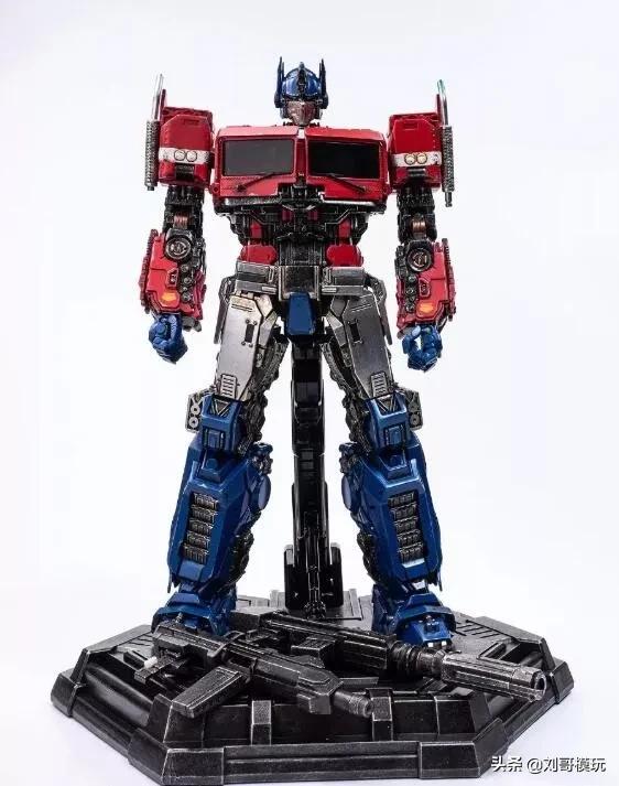 威将外传擎天柱测评,威将放大版外传擎天柱