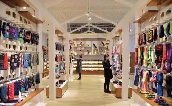 10元三双袜子赚钱吗,10元三双袜子利润多少钱